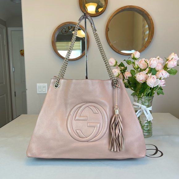 Gucci Handbags - Gucci GG Logo Leather Large Soho Chain Totes Shoulder bag